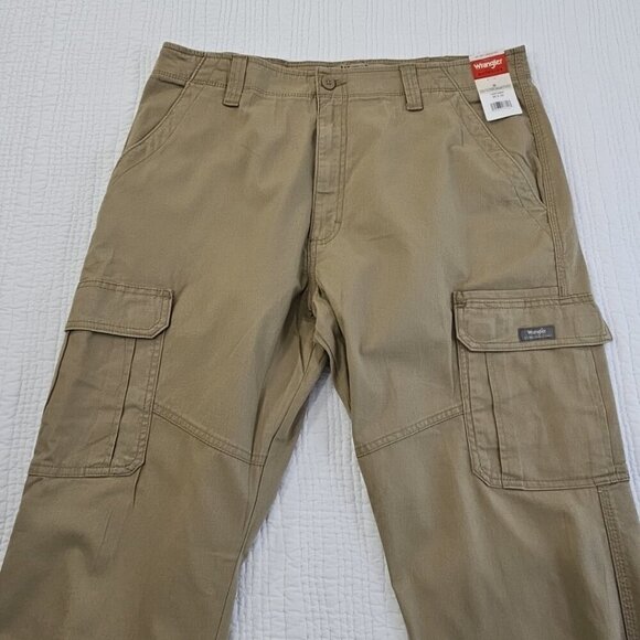 Wrangler Authentics Cargo Pants Men's 36x32 Tan 6 Pockets Straight Leg 10ZM7ABEW - Picture 3 of 13